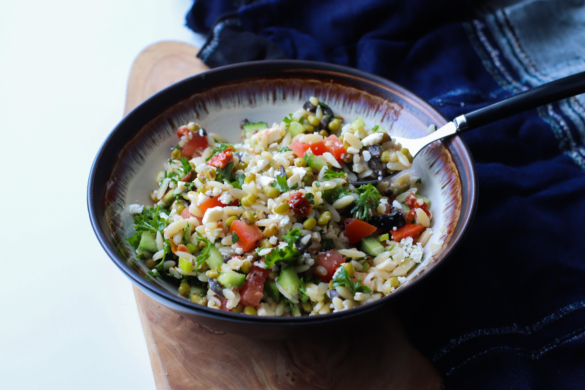 Salade de pâtes méditerranéenne aux haricots mungo Recette de