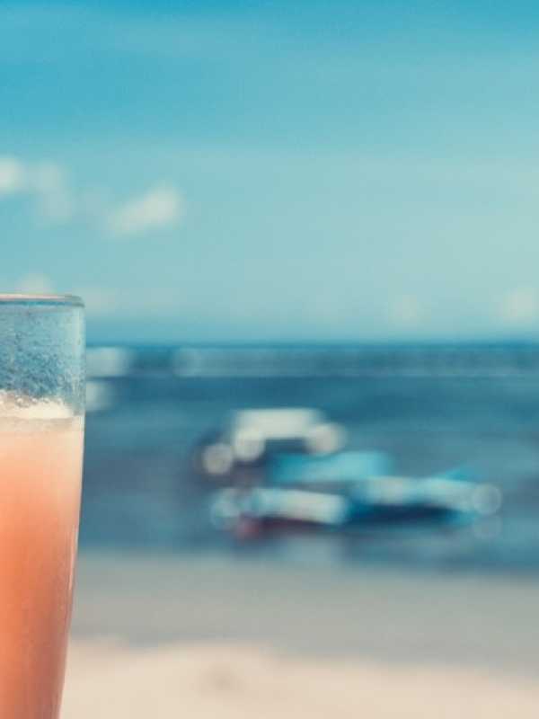 un cocktail à la plage