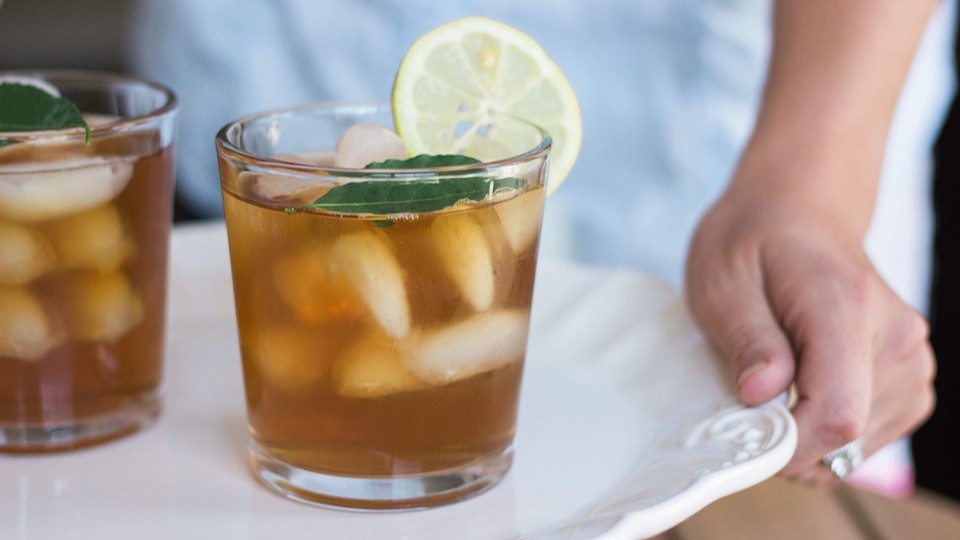 cocktail rafraichissant avec lime
