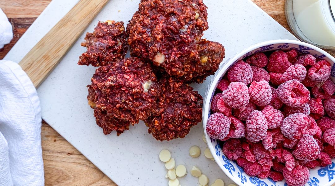 Galettes aux betteraves, framboises et chocolat blanc