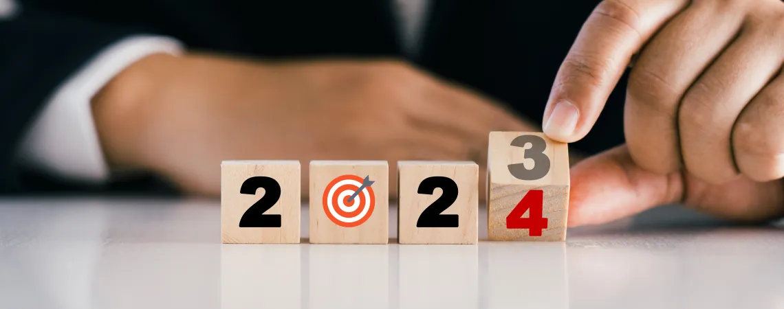 Cubes en bois avec 2024 et objectif