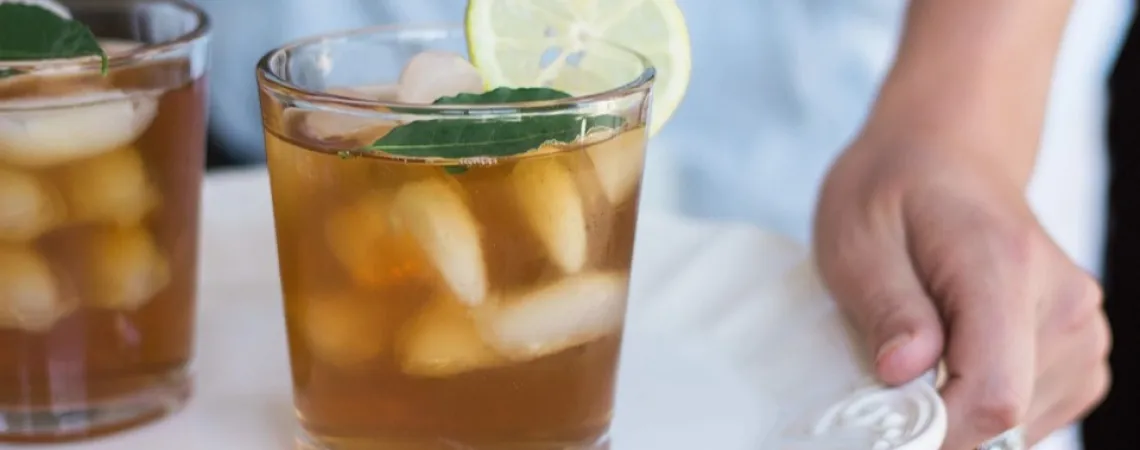 cocktail rafraichissant avec lime