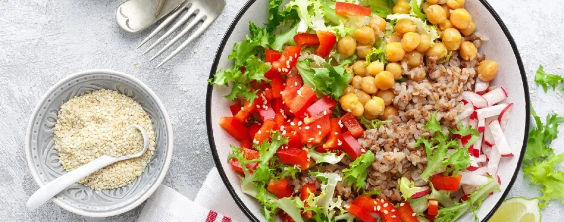 bol riz pois chiches tomates
