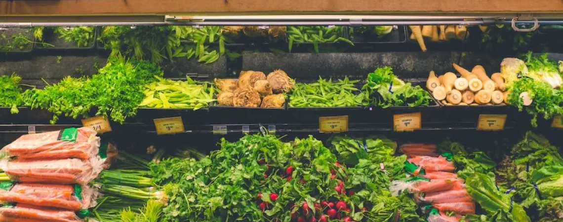 Section légumes d'une épicerie santé à Toronto