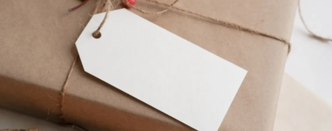 Reusable gift wrap