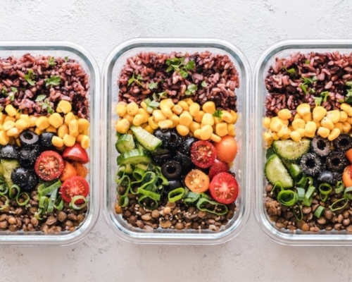 meal prep, repas préparés d'avance, repas dans un plat