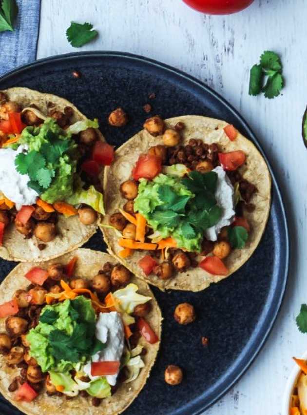 protéines végétales sur tortilla, style nachos