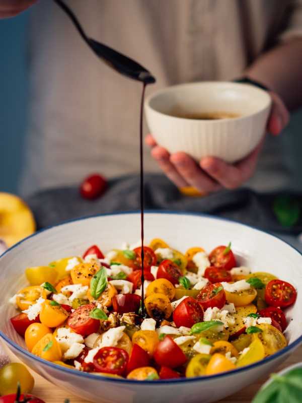 salade de tomates avec vinaigrette balsamique