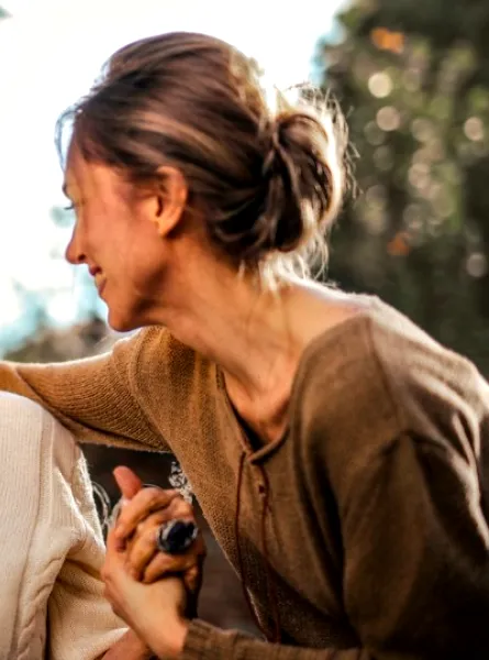 une dame vivant sa retraite en santé 