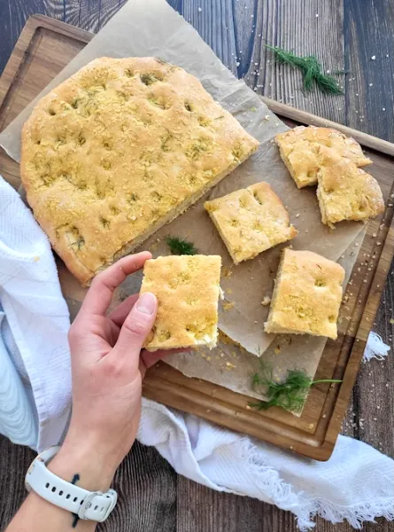 Focaccia protéinée aux pois chiches et romarin Protein Focaccia with Chickpea Flour and Rosemary