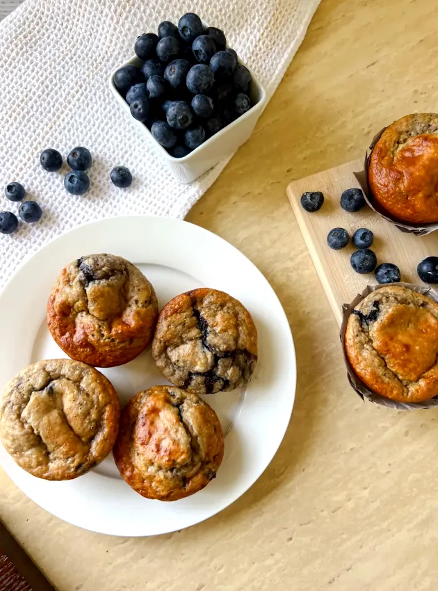 Muffins aux bleuets protéinés ÉquipeNutrition Protein Blueberry Muffins TeamNutrition
