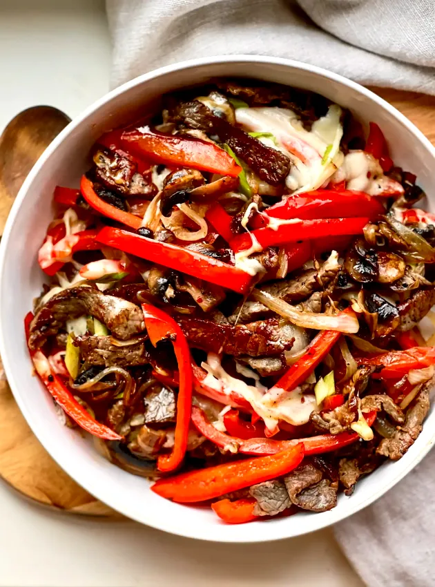 ÉquipeNutrition Philly Cheesesteak Skillet TeamNutrition