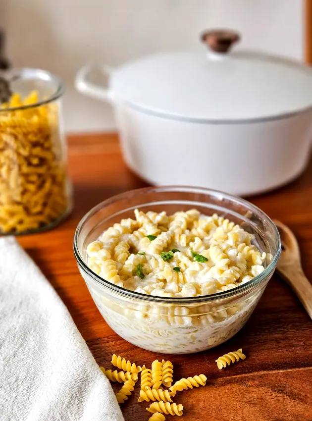Sauce au fromage santé au micro-ondes Healthy Microwave Cheese Sauce