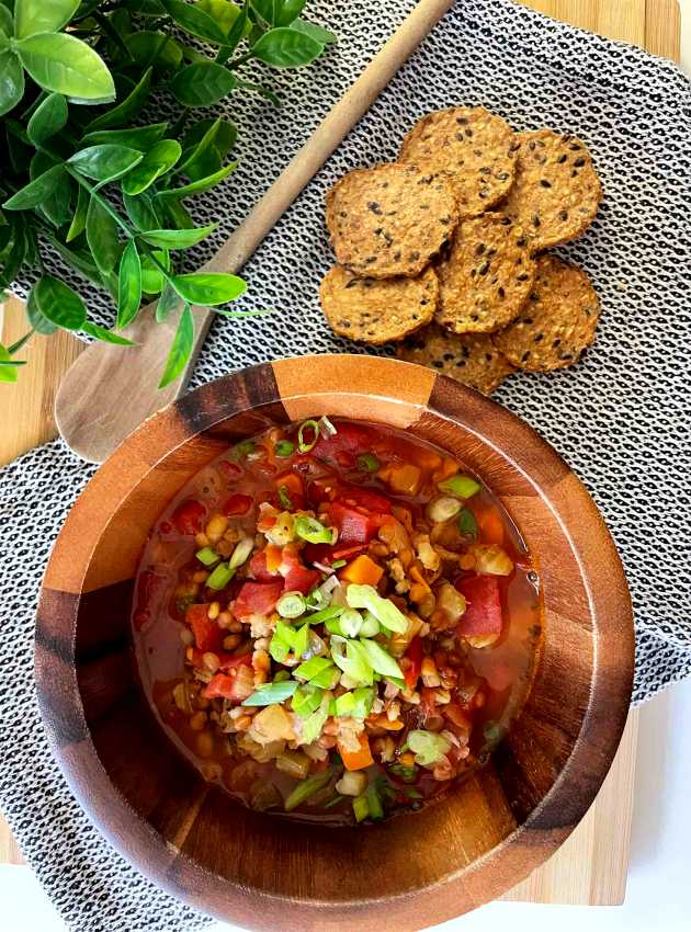 Soupe aux légumes, lentilles et orge