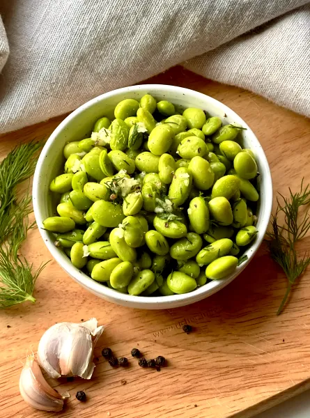 Edamame grillé au cornichon à l’aneth ÉquipeNutrition Dill Pickle Flavoured Toasted Edamame TeamNutrition