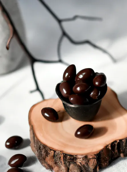 Amandes enrobées de chocolat faible en sucre