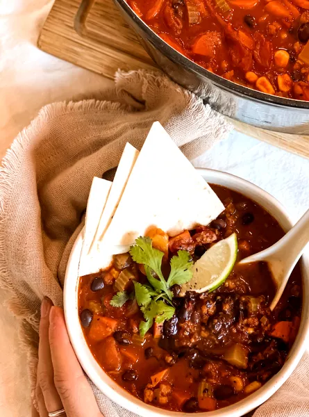 Chili végétarien épicé au chocolat