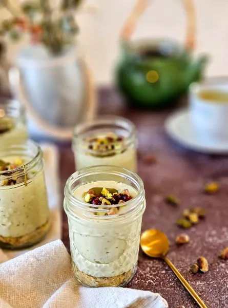 Verrine protéinée à la crème de pistache ÉquipeNutrition Pistachio Cream Protein Verrine TeamNutrition