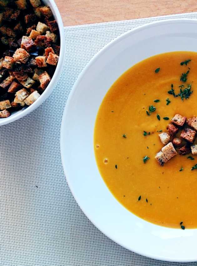 Potage à la citrouille gingembre-cari