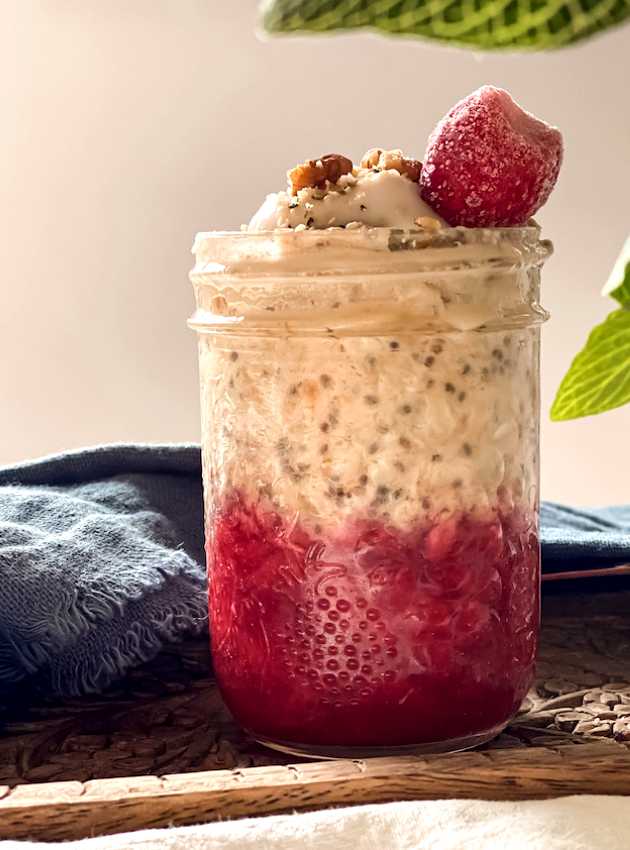Strawberry Overnight Oats