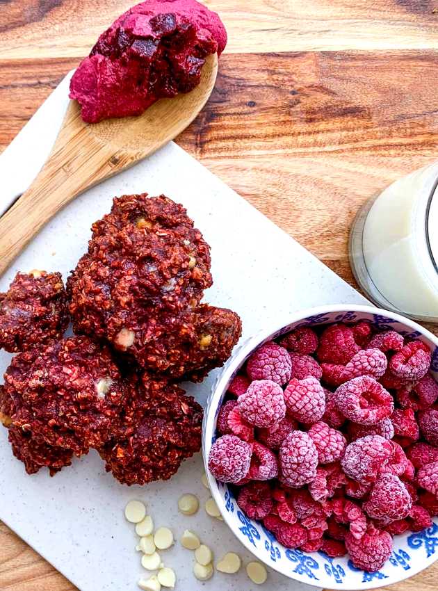 Galettes betteraves, framboises et chocolat blanc