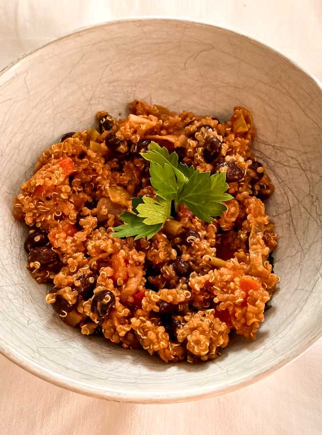 Quinoa végétalien à la mexicaine